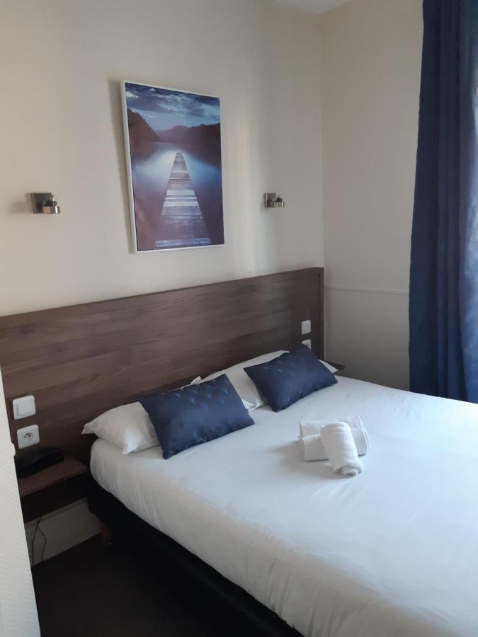 Logis Hostellerie Du Cheval Blanc Сент-Мор-де-Турен Екстер'єр фото