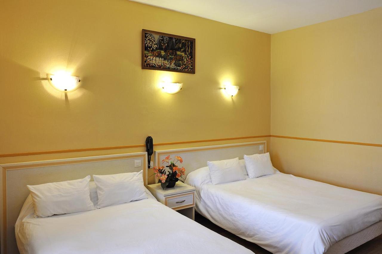 Logis Hostellerie Du Cheval Blanc Сент-Мор-де-Турен Екстер'єр фото